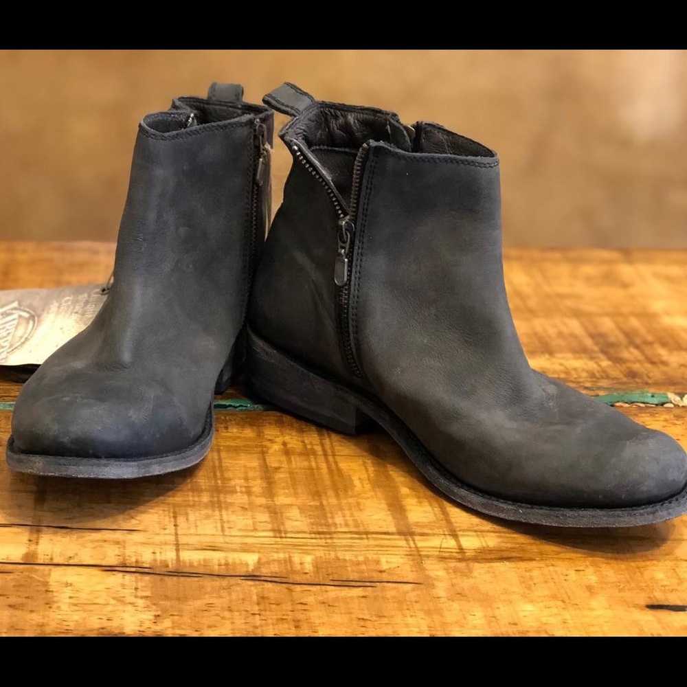 [ Brand NEW ] Men’s Liberty Black boots
